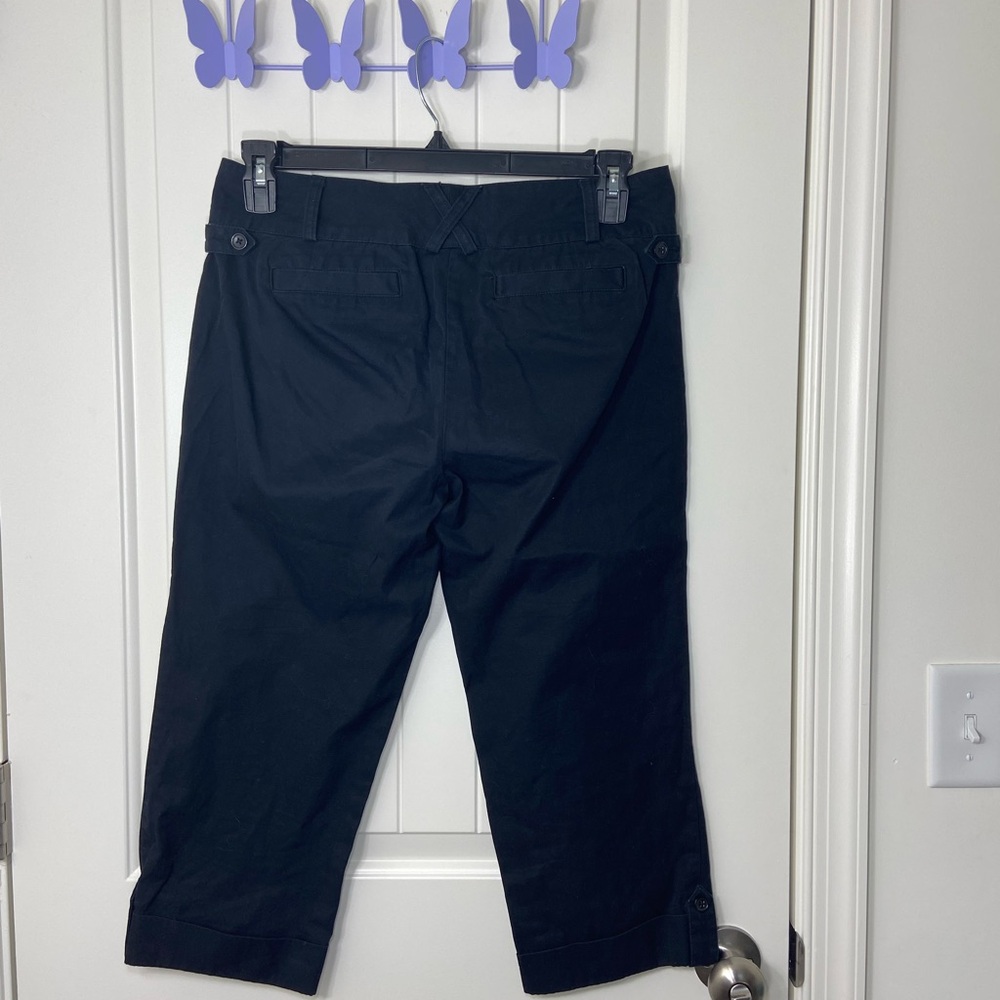 EUC Lands End women’s navy button hem capri cropped khaki pants bottoms 8 petite - Picture 4 of 6